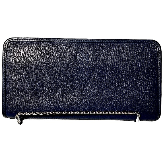 LOEWE Long Wallet Anagram Logo Cadena Blue Leather Zip Closure Pristine - Picture 2 of 16